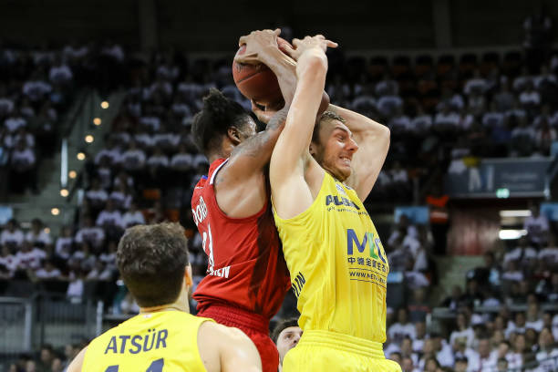 比赛中上演 比赛中上演