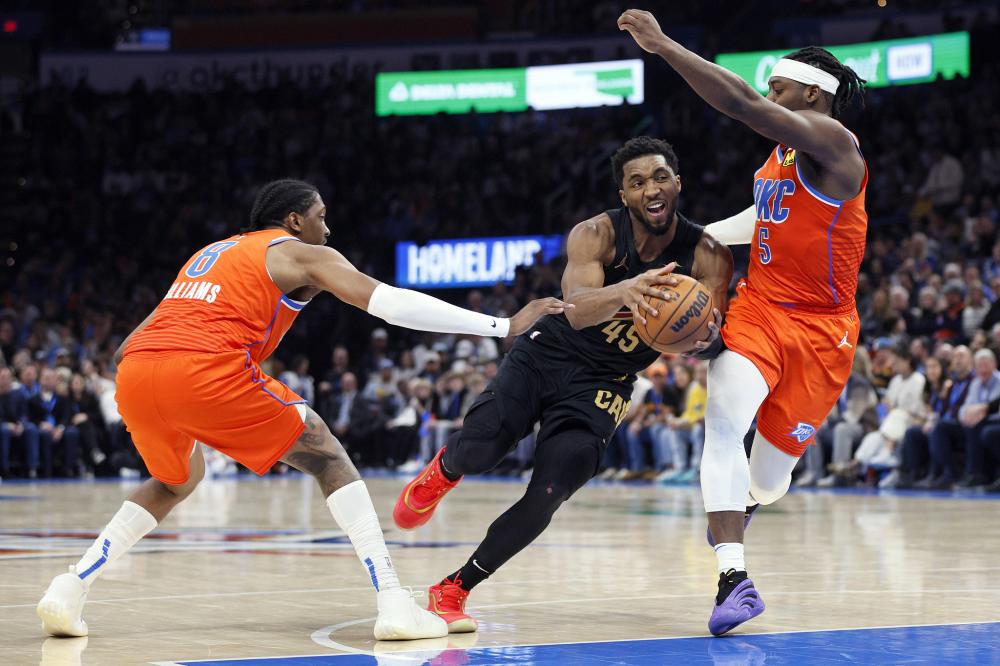 色的赛场适 色的赛场适