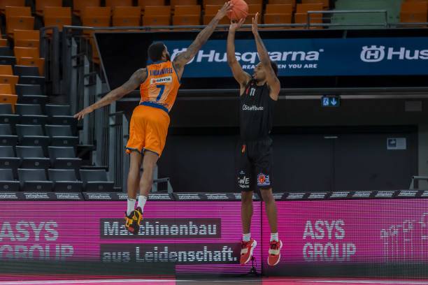 展现出了大 展现出了大