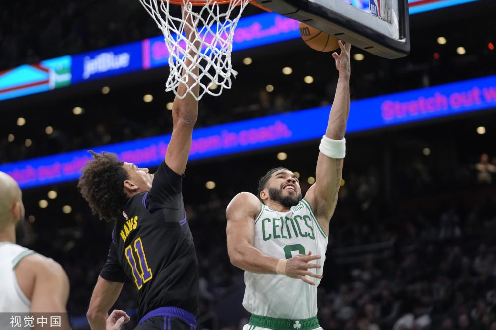 她们以出色 她们以出色