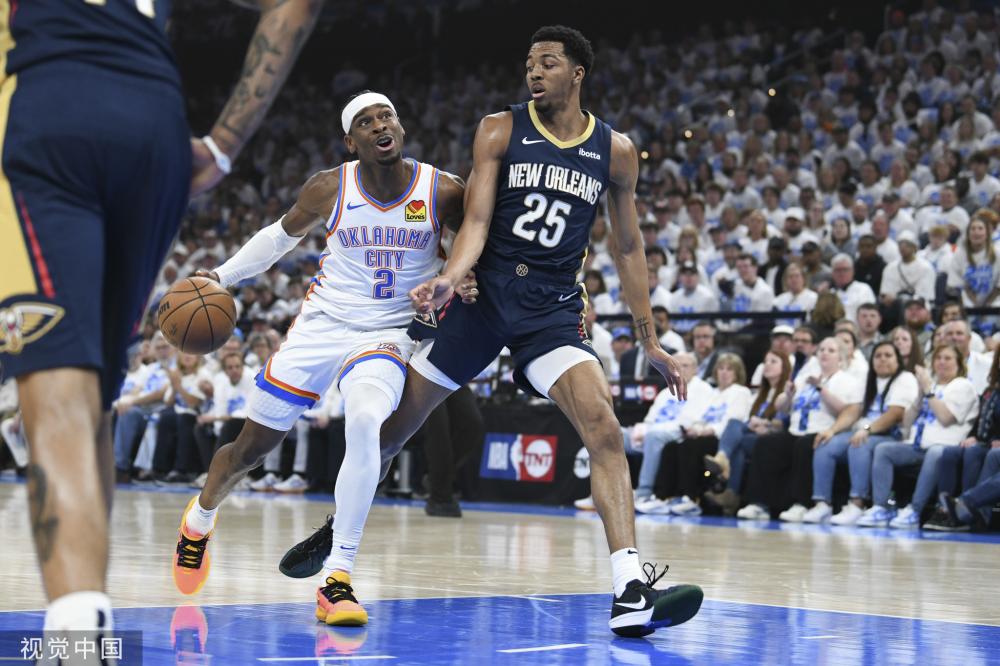 一路高歌猛 一路高歌猛